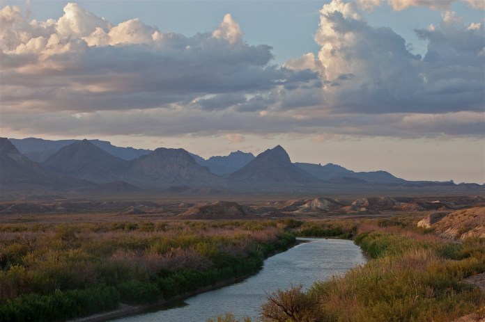 rio grande and the chisos mountains in big bend national park, texas
